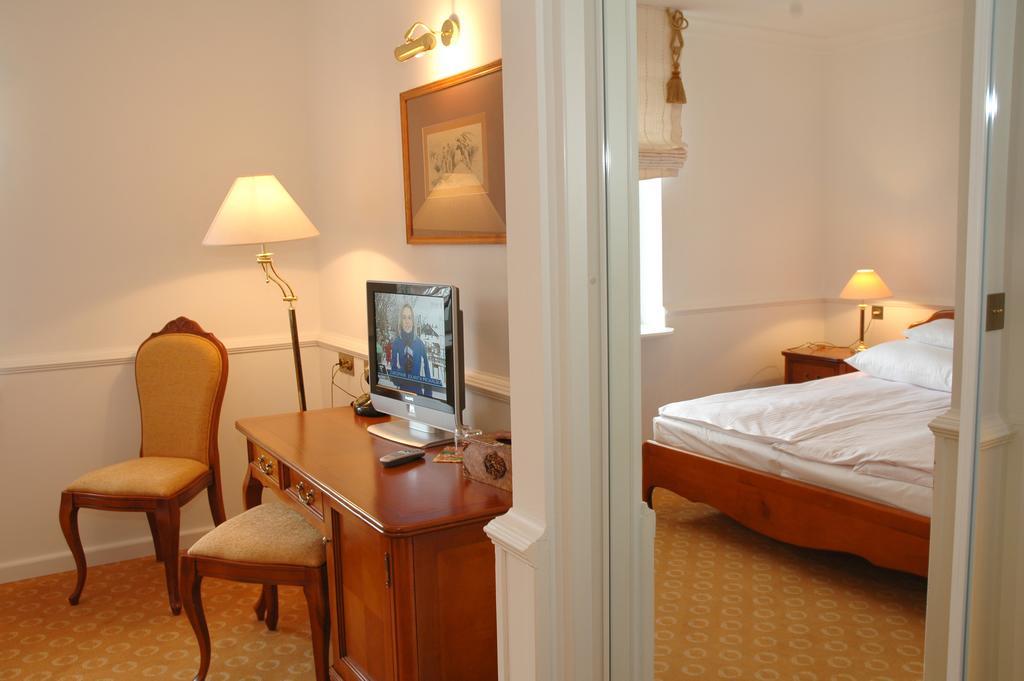 Hotel Szrenicowy Dwor Szklarska Poręba Kamer foto