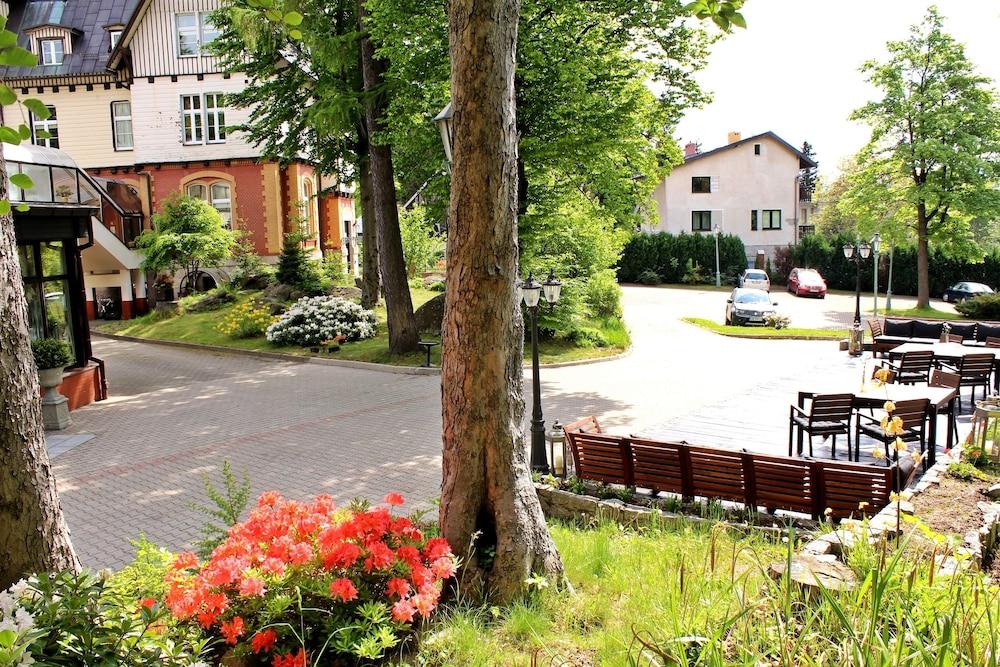 Hotel Szrenicowy Dwor Szklarska Poręba Buitenkant foto