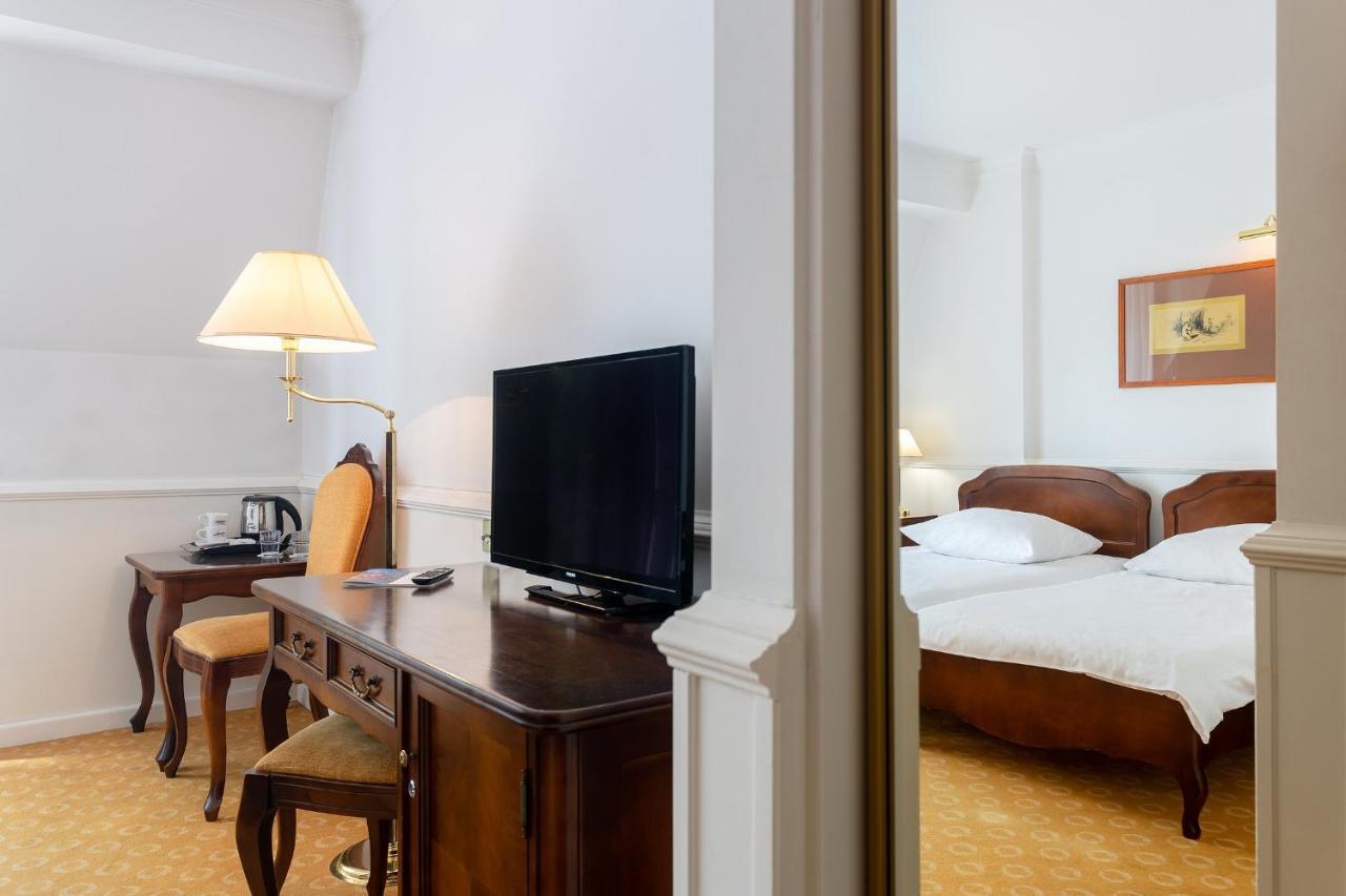 Hotel Szrenicowy Dwor Szklarska Poręba Buitenkant foto